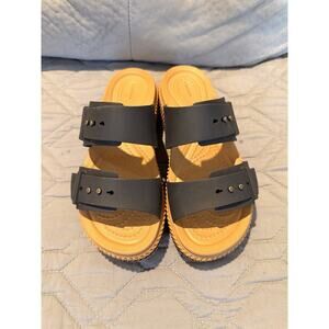 Crocs Brooklyn Woven Buckle Women's US 4 Black Slide Sandals